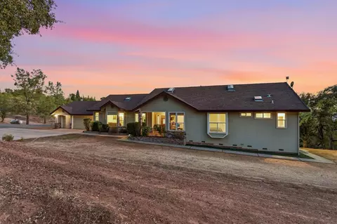 Exterior - 4770 Feldspar Ln, Placerville, CA 95667 photo 3 of 16