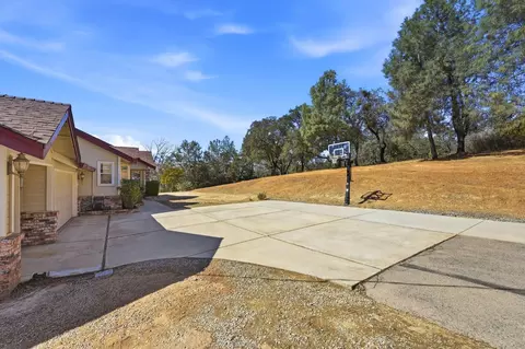 Exterior - 4770 Feldspar Ln, Placerville, CA 95667 photo 12 of 16