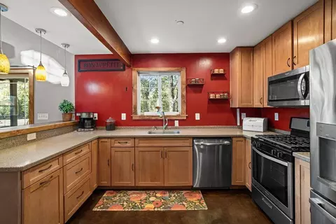 Kitchen - 4950 Del Haven Rd, Placerville, CA 95667 photo 2 of 4