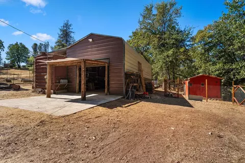 Exterior - 4950 Del Haven Rd, Placerville, CA 95667 photo 6 of 20