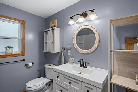 Bath - 4950 Del Haven Rd, Placerville, CA 95667 photo 4 of 5