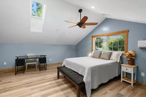 Bedroom - 4950 Del Haven Rd, Placerville, CA 95667 photo 7 of 9