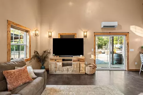 Living - 4950 Del Haven Rd, Placerville, CA 95667 photo 4 of 7