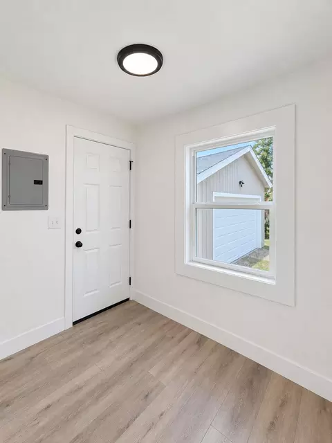 Entry Way - 19695 Serrano Rd, Sonora, CA 95370 photo 1 of 1