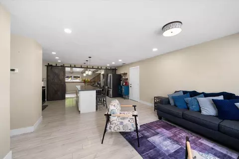 Entry Way - 4243 Glenridge Dr, Carmichael, CA 95608 photo 1 of 6