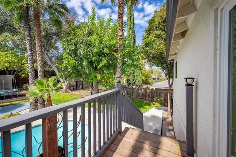 Exterior - 4243 Glenridge Dr, Carmichael, CA 95608 photo 15 of 26