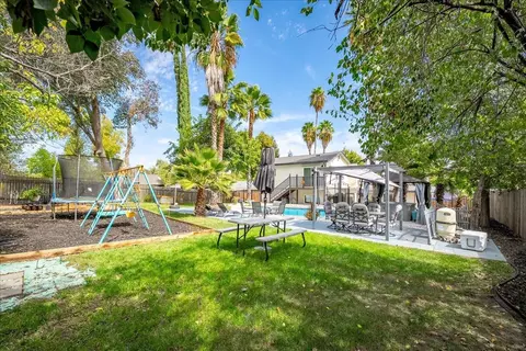 Exterior - 4243 Glenridge Dr, Carmichael, CA 95608 photo 18 of 26