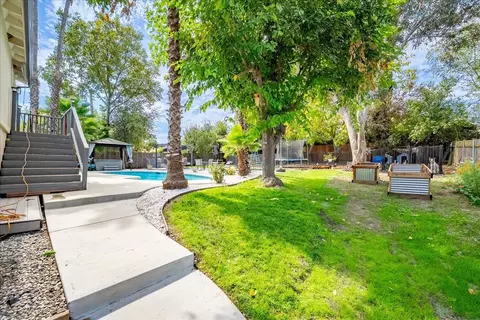 Exterior - 4243 Glenridge Dr, Carmichael, CA 95608 photo 16 of 26