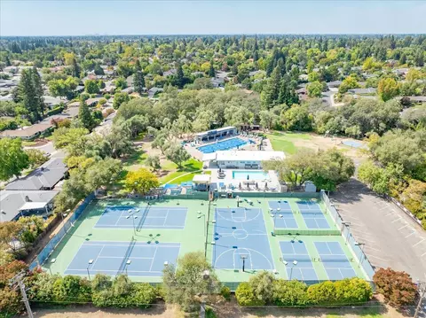 View/Area - 4243 Glenridge Dr, Carmichael, CA 95608 photo 6 of 6