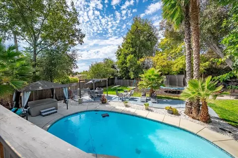 Exterior - 4243 Glenridge Dr, Carmichael, CA 95608 photo 9 of 26