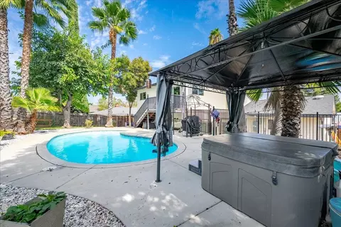 Exterior - 4243 Glenridge Dr, Carmichael, CA 95608 photo 6 of 26