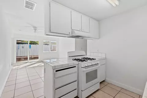 Kitchen - 2644 San Ignacio Ave, Modesto, CA 95354 photo 2 of 2