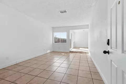 Living - 2644 San Ignacio Ave, Modesto, CA 95354 photo 1 of 6