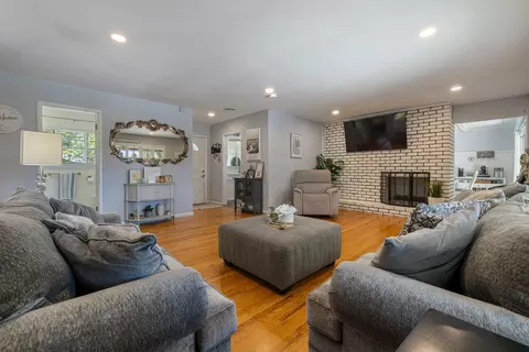 Living - 1002 Mount Vernon Dr, Modesto, CA 95350 photo 3 of 3