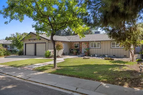 Exterior - 1002 Mount Vernon Dr, Modesto, CA 95350 photo 2 of 9