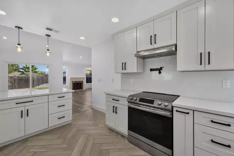 Kitchen - 3633 Kodiak Way, Antelope, CA 95843 photo 5 of 5