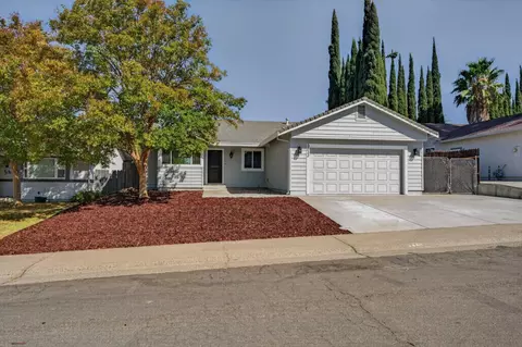 Exterior - 3633 Kodiak Way, Antelope, CA 95843 photo 2 of 9