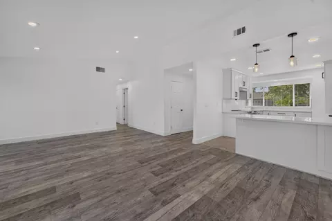 Living - 3633 Kodiak Way, Antelope, CA 95843 photo 7 of 7