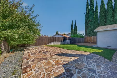 Exterior - 3633 Kodiak Way, Antelope, CA 95843 photo 4 of 9