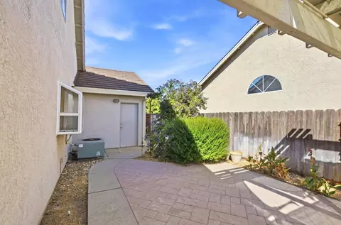 Exterior - 2400 Payne Ave, Modesto, CA 95351 photo 14 of 16