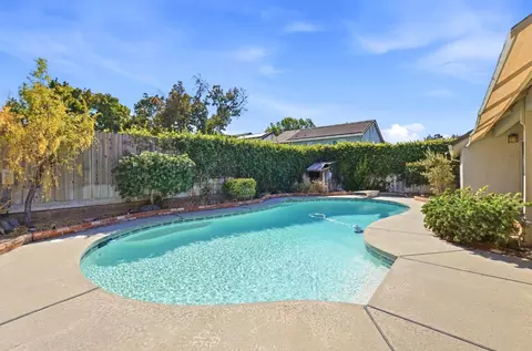 Exterior - 2400 Payne Ave, Modesto, CA 95351 photo 10 of 16