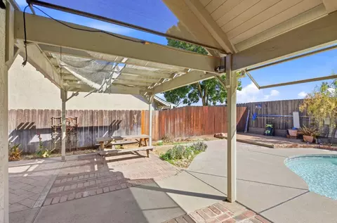 Exterior - 2400 Payne Ave, Modesto, CA 95351 photo 6 of 16