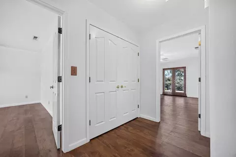 Entry Way - 1175 Papoose Dr, Copperopolis, CA 95228 photo 3 of 4