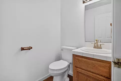 Bath - 1175 Papoose Dr, Copperopolis, CA 95228 photo 6 of 6