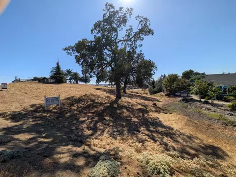 3270 Arrowhead St, Copperopolis, CA 95228 photo 4