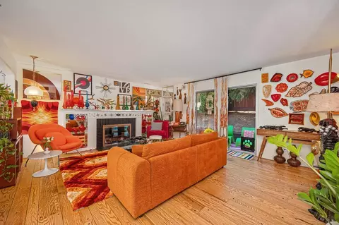 6571 Lake Park Dr, Sacramento, CA 95831