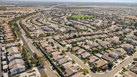 View/Area - 1061 Alba St, Manteca, CA 95337 photo 9 of 9