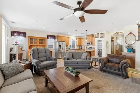 Living - 1061 Alba St, Manteca, CA 95337 photo 2 of 2