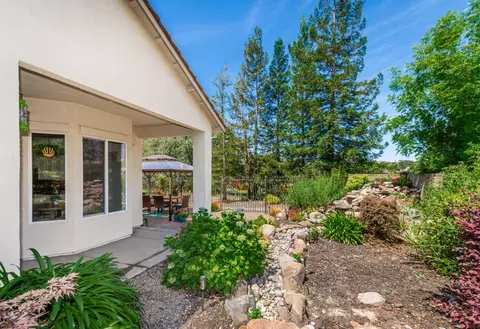 3504 Pleasant Creek Dr, Rocklin, CA 95765