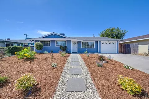 7012 Briggs Dr, Sacramento, CA 95828