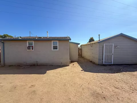 Exterior - 415 Sutter St, Manteca, CA 95336 photo 9 of 12