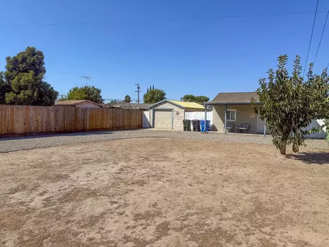 Exterior - 415 Sutter St, Manteca, CA 95336 photo 3 of 12