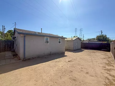 Exterior - 415 Sutter St, Manteca, CA 95336 photo 8 of 12