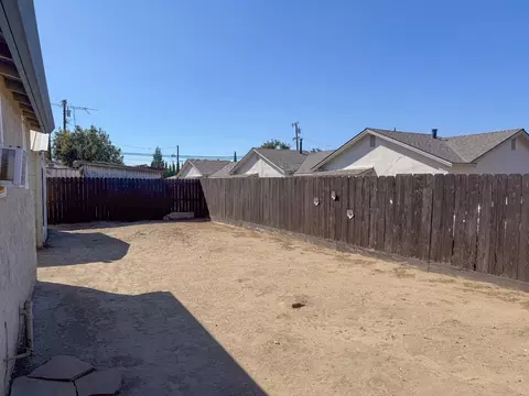 Exterior - 415 Sutter St, Manteca, CA 95336 photo 12 of 12