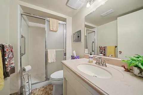 Bath - 28 Frontier Dr, Jackson, CA 95642 photo 4 of 4
