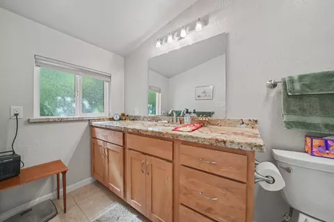 Bath - 28 Frontier Dr, Jackson, CA 95642 photo 2 of 4