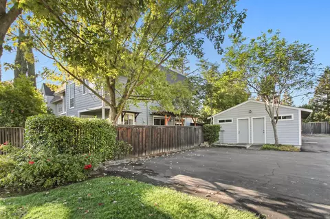 Exterior - 3052 Woods Cir, Davis, CA 95616 photo 14 of 15