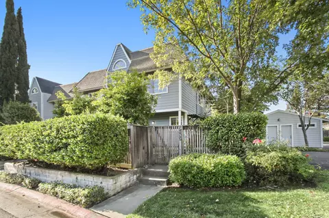 Exterior - 3052 Woods Cir, Davis, CA 95616 photo 12 of 15