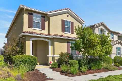 3105 Club Center Dr, Sacramento, CA 95835