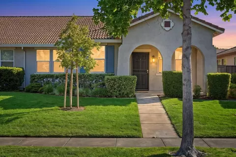 2210 Bay Horse Ln, Sacramento, CA 95835