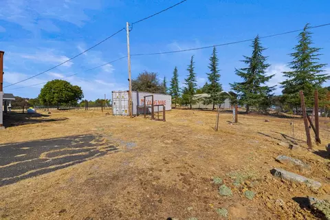 Exterior - 1206 Los Robles Rd, Placerville, CA 95667 photo 12 of 14