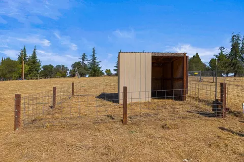 Exterior - 1206 Los Robles Rd, Placerville, CA 95667 photo 13 of 14
