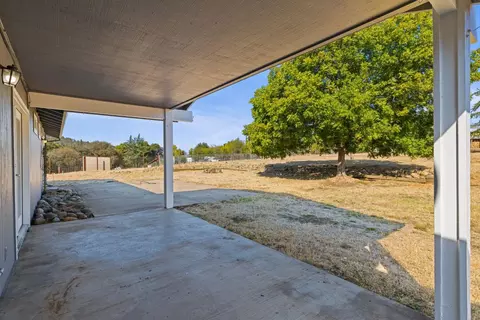 Exterior - 1206 Los Robles Rd, Placerville, CA 95667 photo 4 of 14