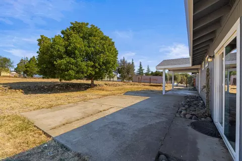 Exterior - 1206 Los Robles Rd, Placerville, CA 95667 photo 5 of 14