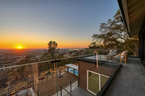 576 Powers Dr, El Dorado Hills, CA 95762