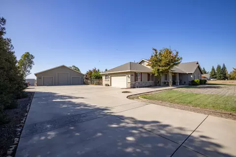 Exterior - 21196 E Rose Clover Ln, Linden, CA 95236 photo 3 of 13